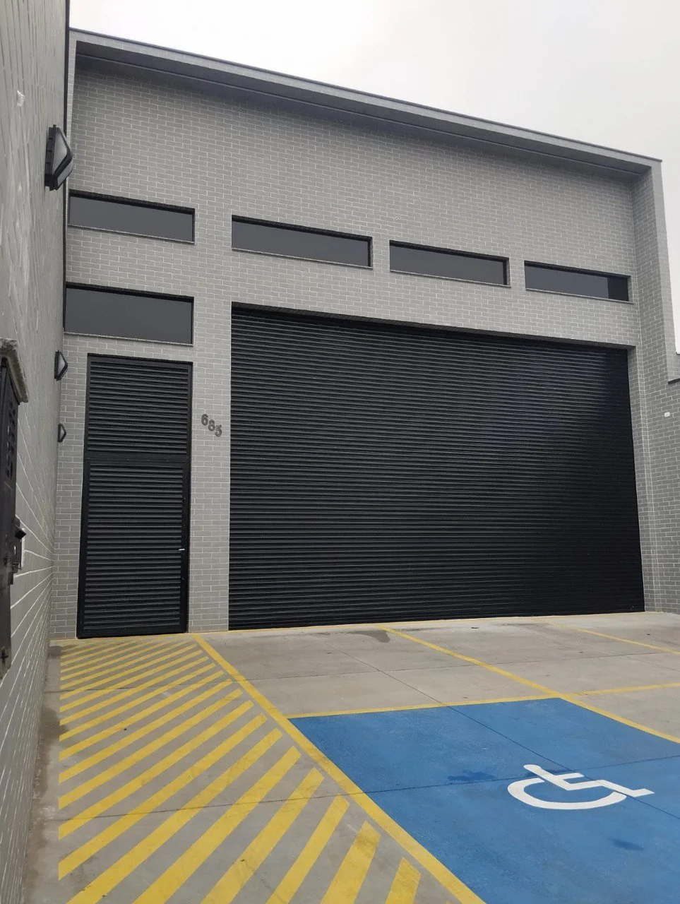 Projeto 3 - Porta de Aço