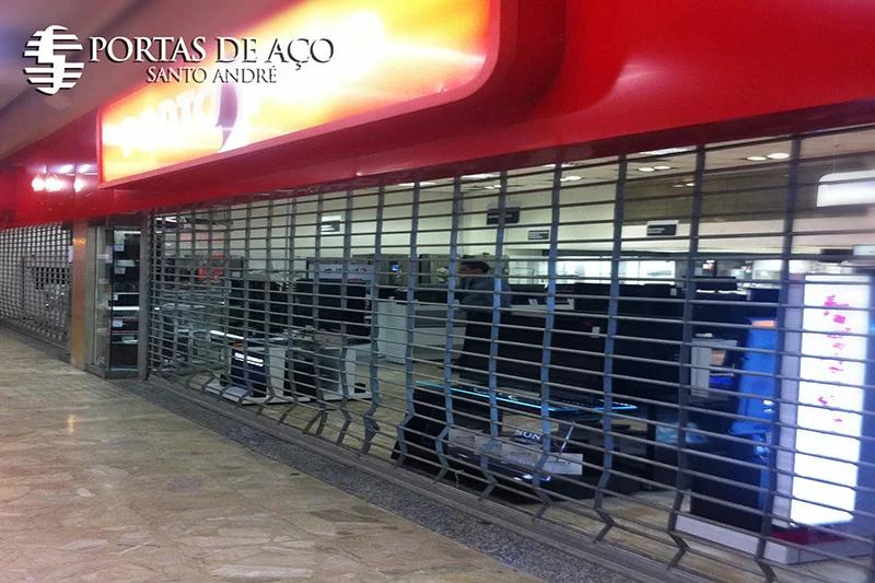 Portas de enrolar para centros logísticos
